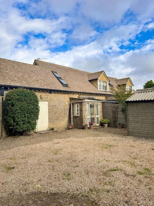 Cosy Flat In Ampney Crucis